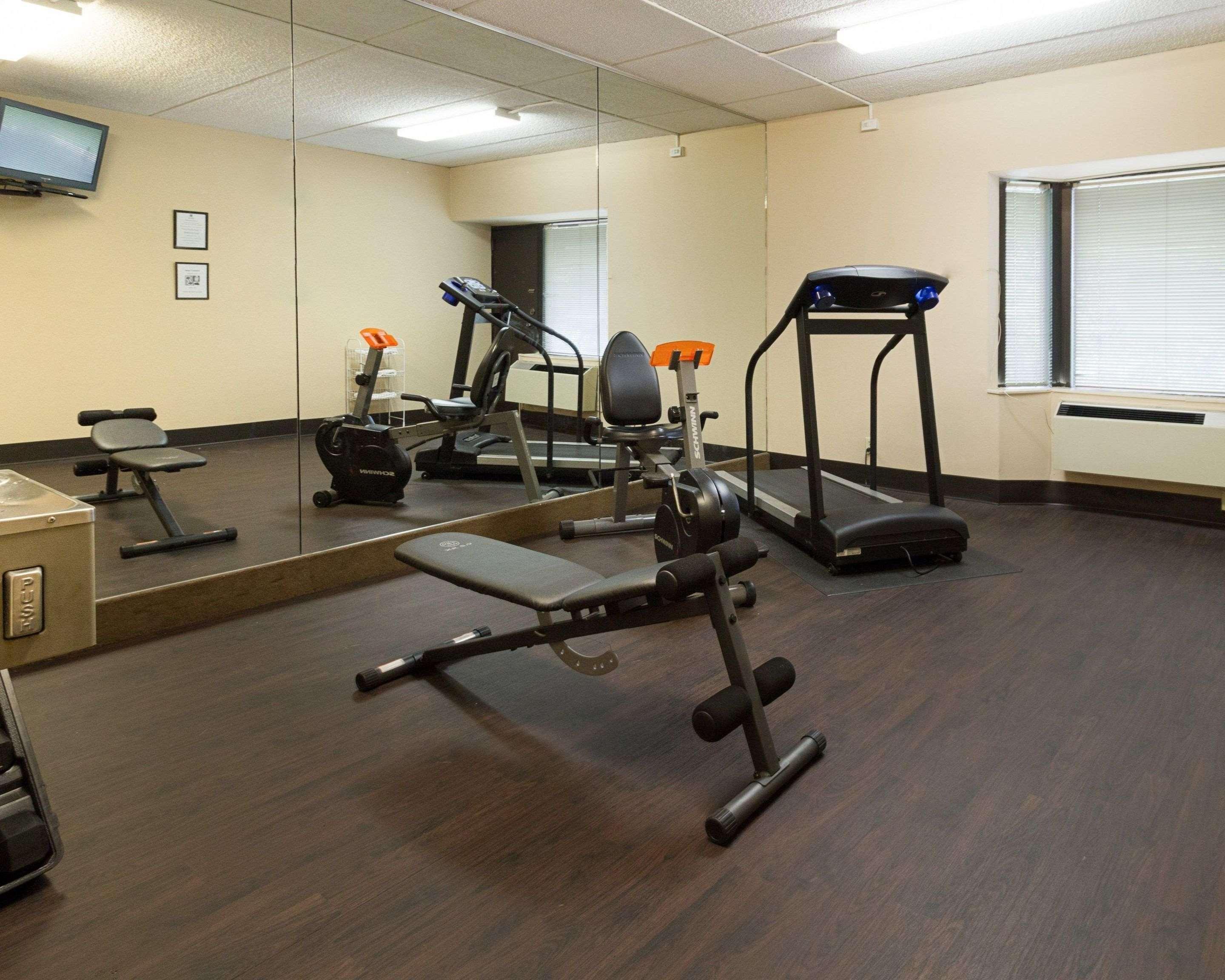 Comfort Inn & Suites Syracuse-Carrier Circle East Syracuse Buitenkant foto