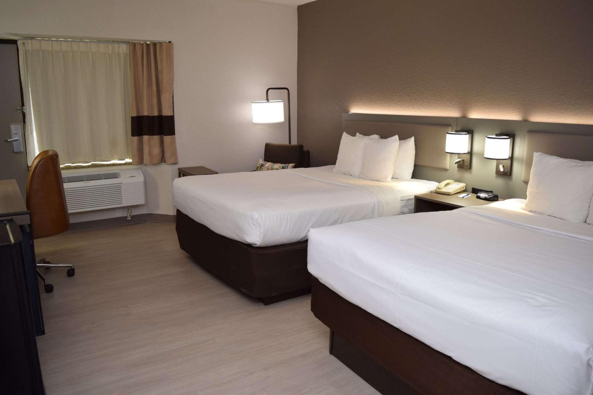 Comfort Inn & Suites Syracuse-Carrier Circle East Syracuse Buitenkant foto