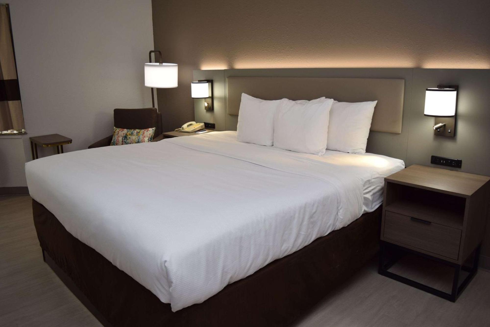 Comfort Inn & Suites Syracuse-Carrier Circle East Syracuse Buitenkant foto