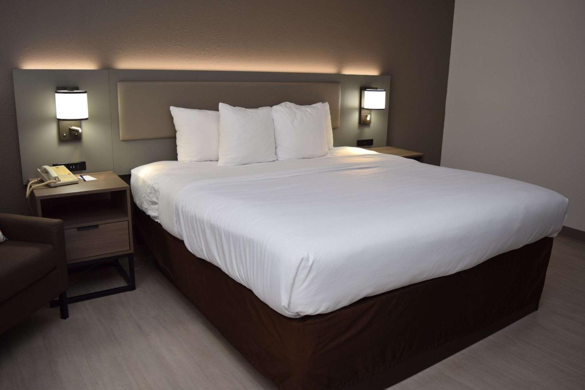 Comfort Inn & Suites Syracuse-Carrier Circle East Syracuse Buitenkant foto