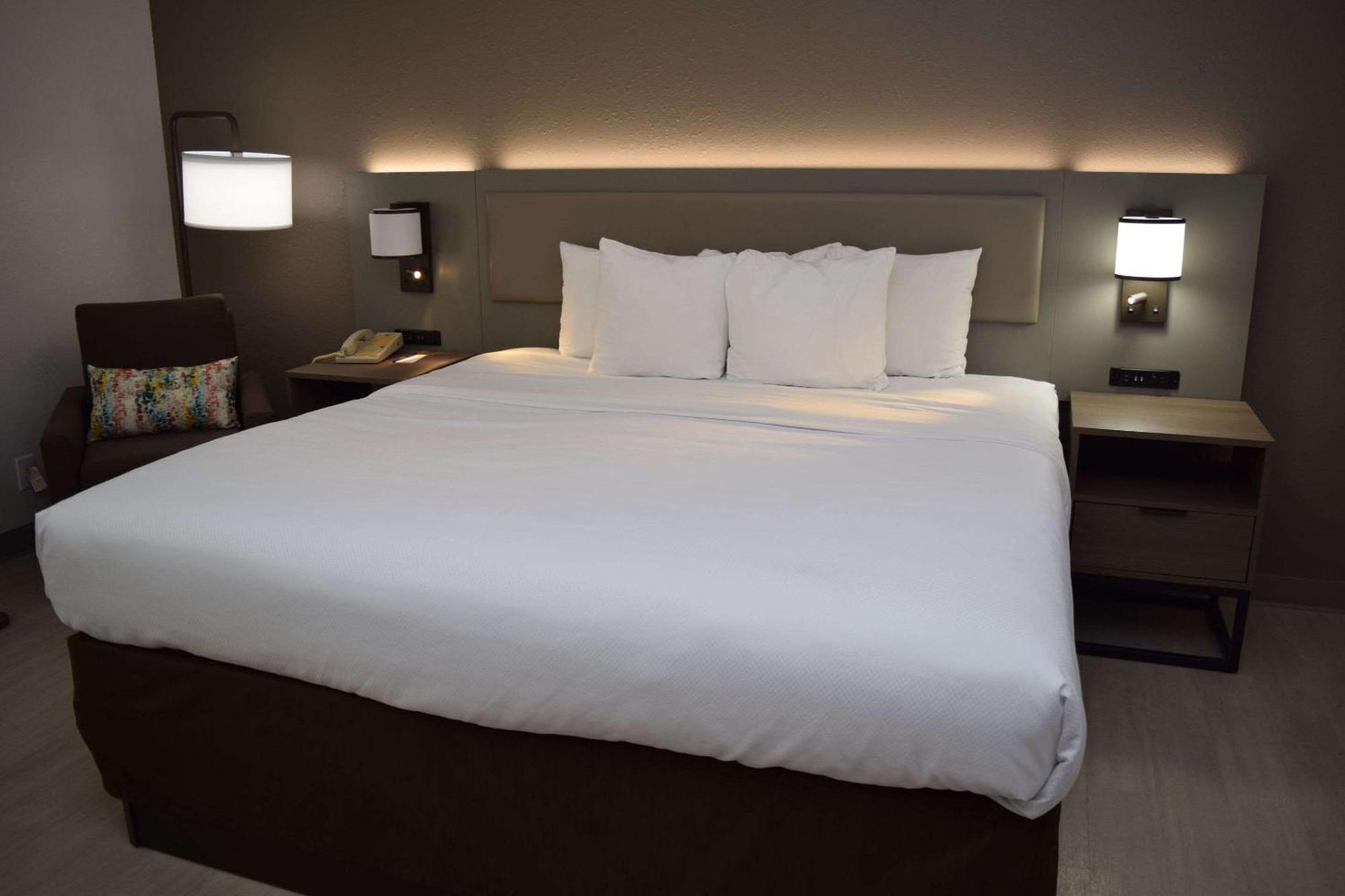 Comfort Inn & Suites Syracuse-Carrier Circle East Syracuse Buitenkant foto