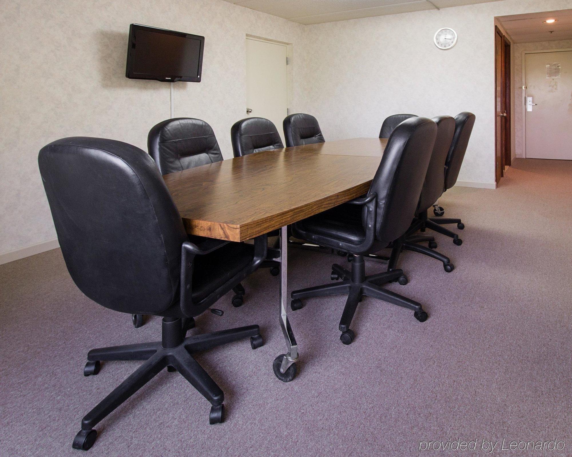 Comfort Inn & Suites Syracuse-Carrier Circle East Syracuse Buitenkant foto
